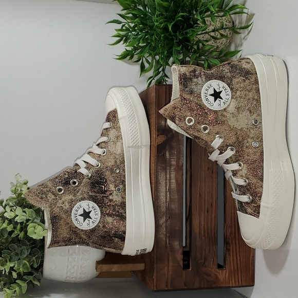 CONVERSE CTAS LIFT HI  PLATFORM  WOMEN SZ / 570533C - Picture 3 of 10